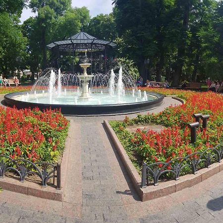 Vip Apartment In The Very Center Of Odessa With Sea View Bagian luar foto